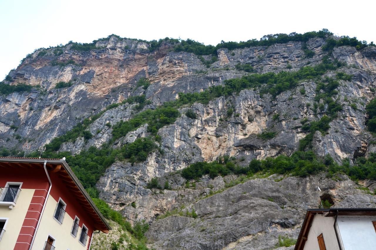 Albergo Ristorante Valsugana Primolano ภายนอก รูปภาพ